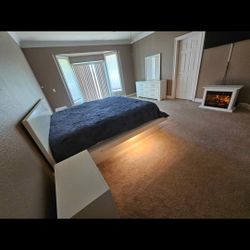 King Bedroom Set