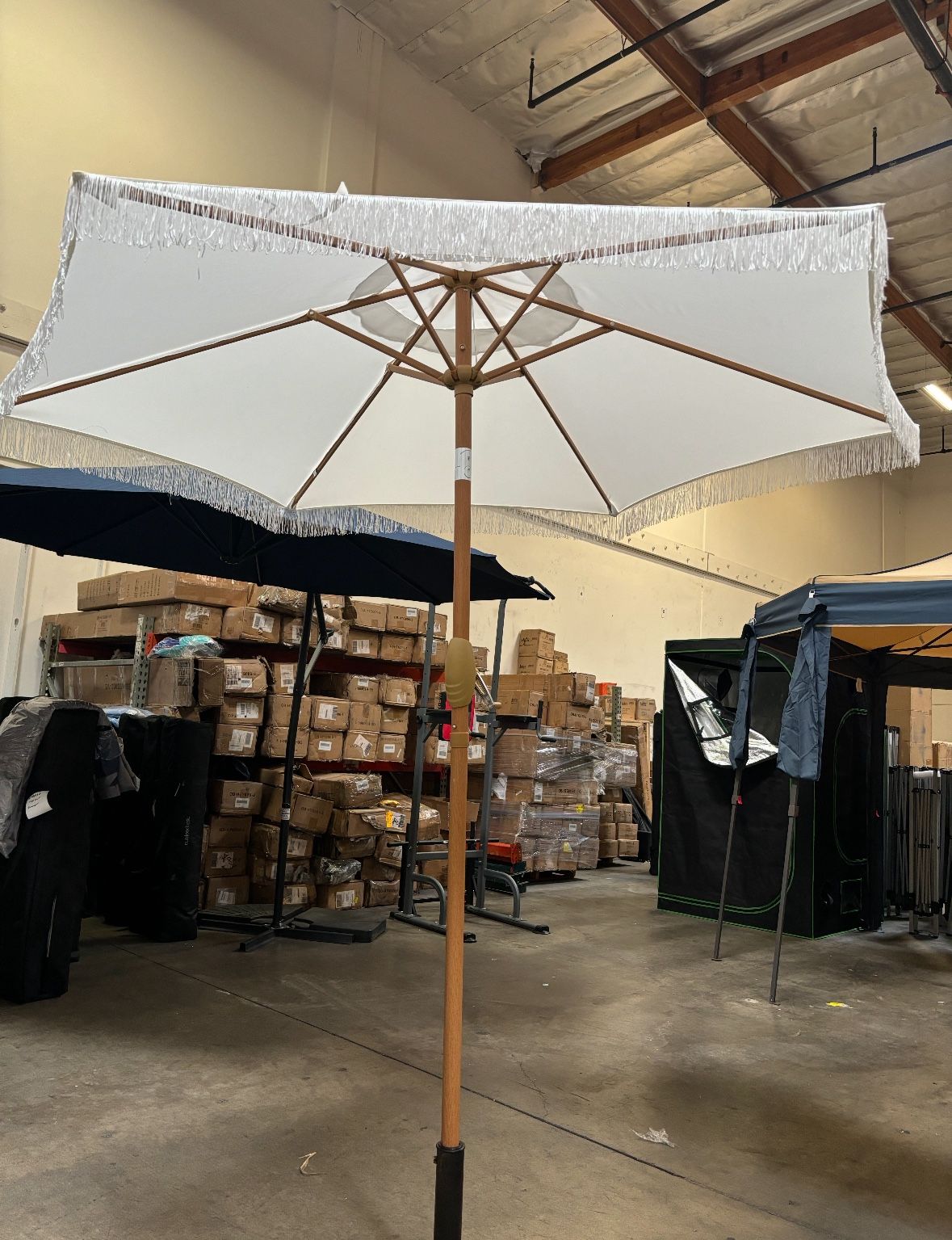 New 7.5’ Tassel Umbrella (Base not Includes) with Fringe Outdoor Patio Pool Side Tilt