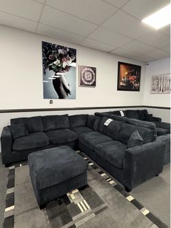 Black Sofa Sectional w/ Free Ottoman