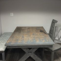 Free Table With Chairs 