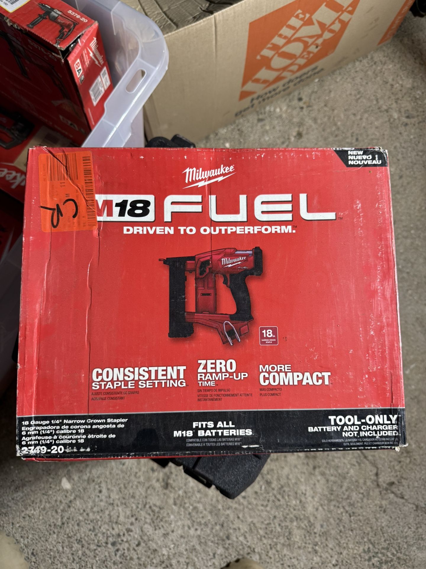 Milwaukee Fuel 18g 1/4 In. Narrow Crown Stapler