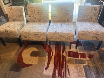 4 Chairs With Letter Print