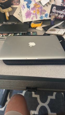 Apple computer
