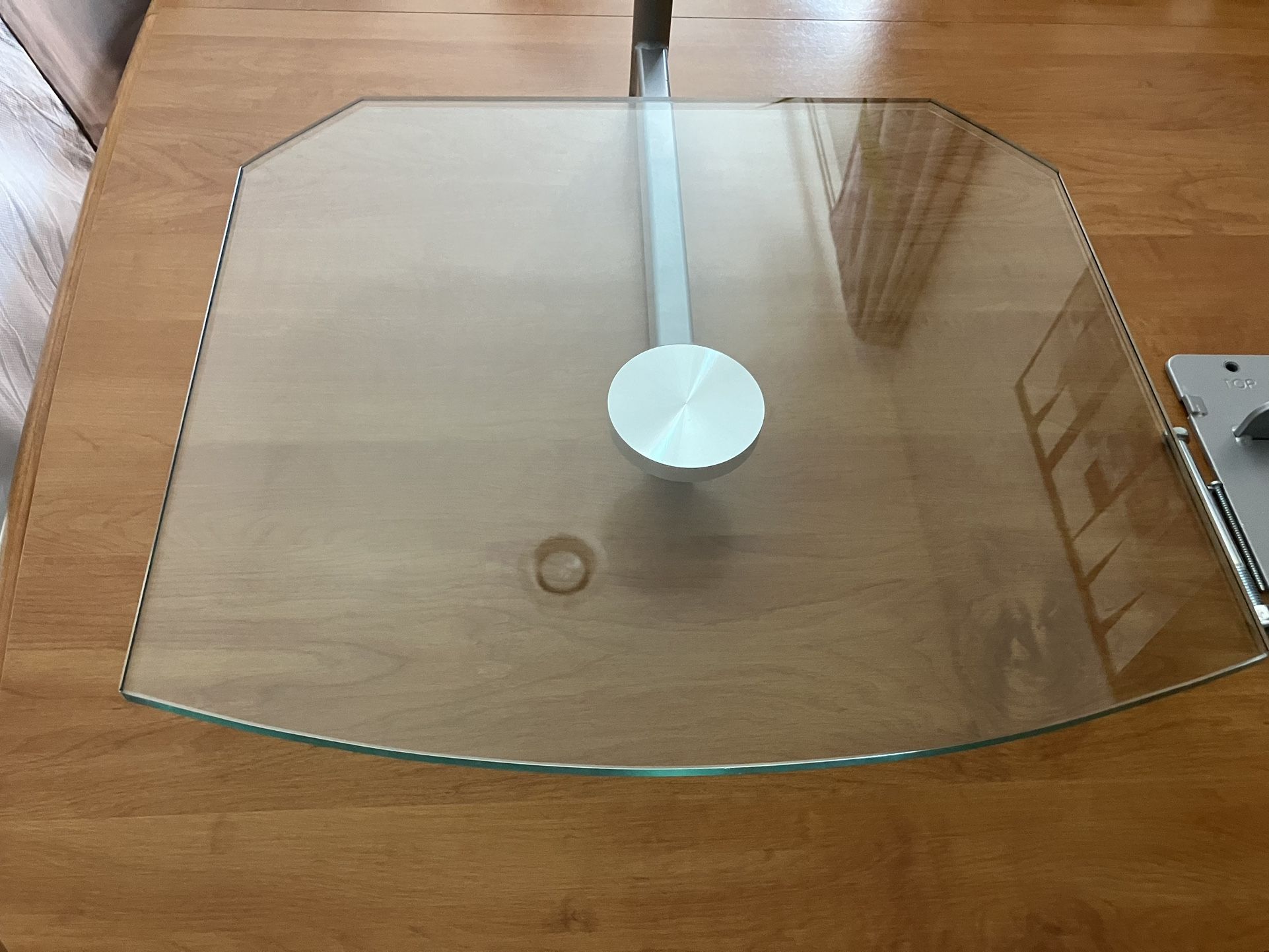 Glass shelf for Cable Box/Dvd/playstation