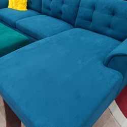 *End Of Summer Event*---Biscayne Vibrant Blue Fabric Sectional Sofa W/Ottoman---Delivery And Easy Financing Available 👍 