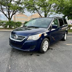 2014 Volkswagen Routan