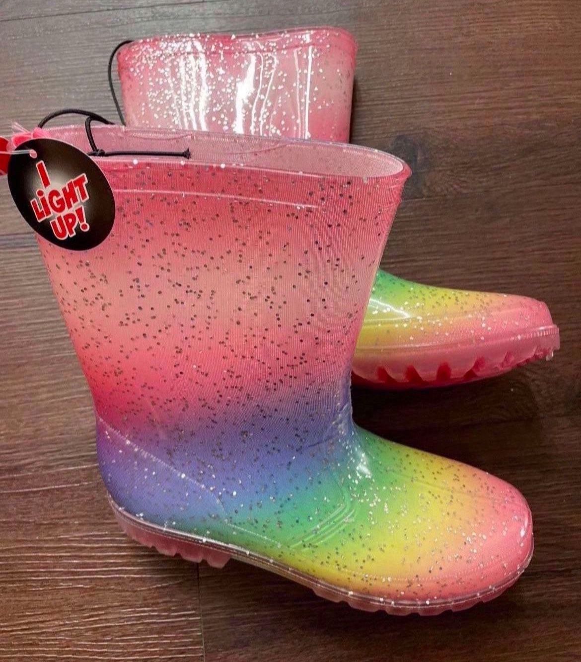 New Lighting Up Girls Rain Boots, Size 2-3