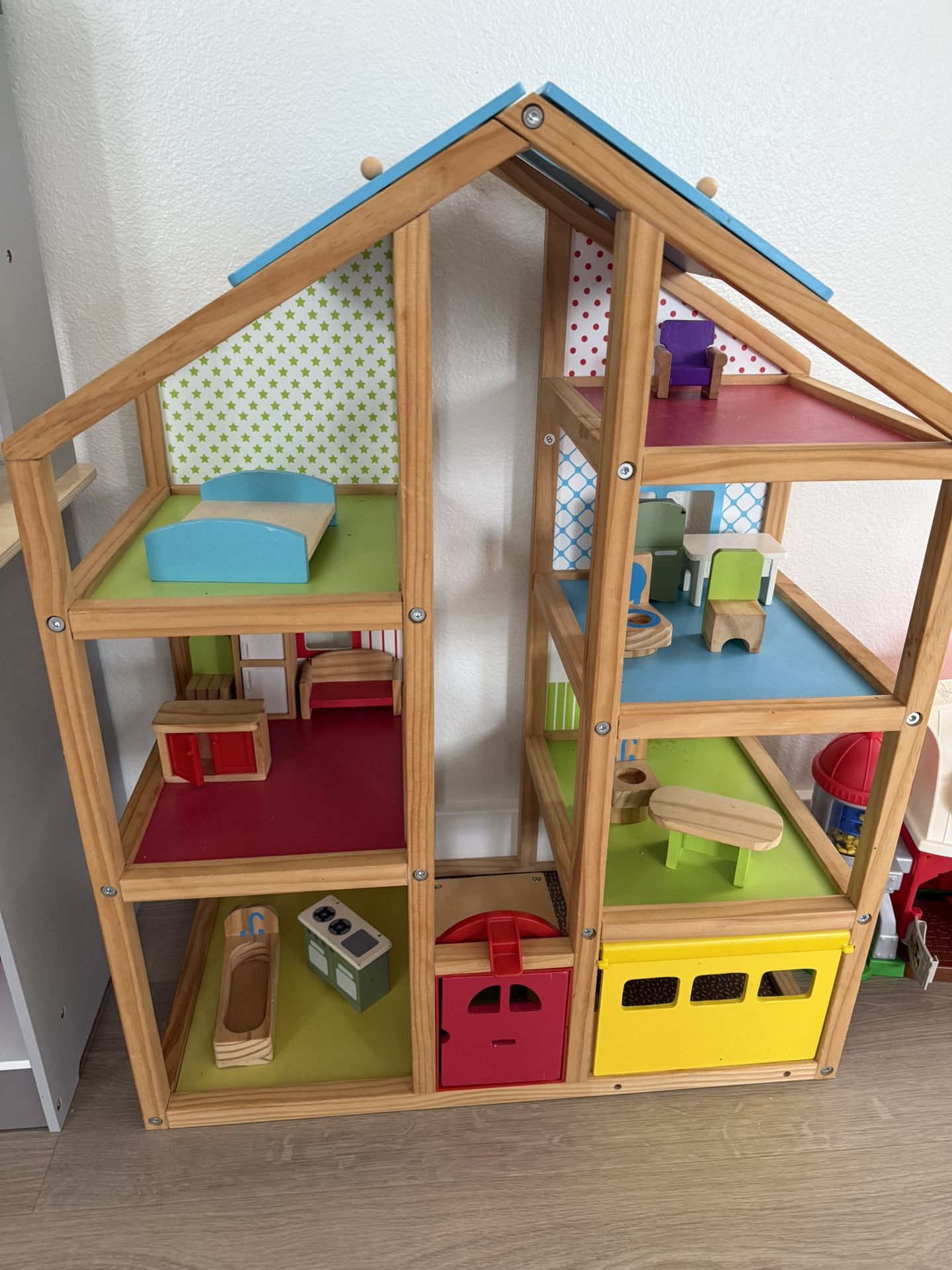 Melissa And Doug Doll House