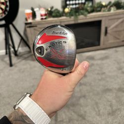 TourEdge Exotics 3 Wood RH W/ Head Cover 