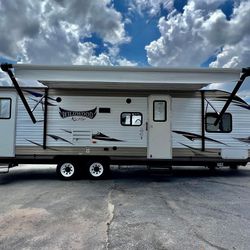 2016 Forest River Wildwood 262BHXL Bunkhouse 