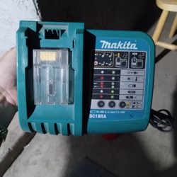 Makita 18V Battery Fast Charger + 1 Makita 18V Battery Pack Combo Deal!!