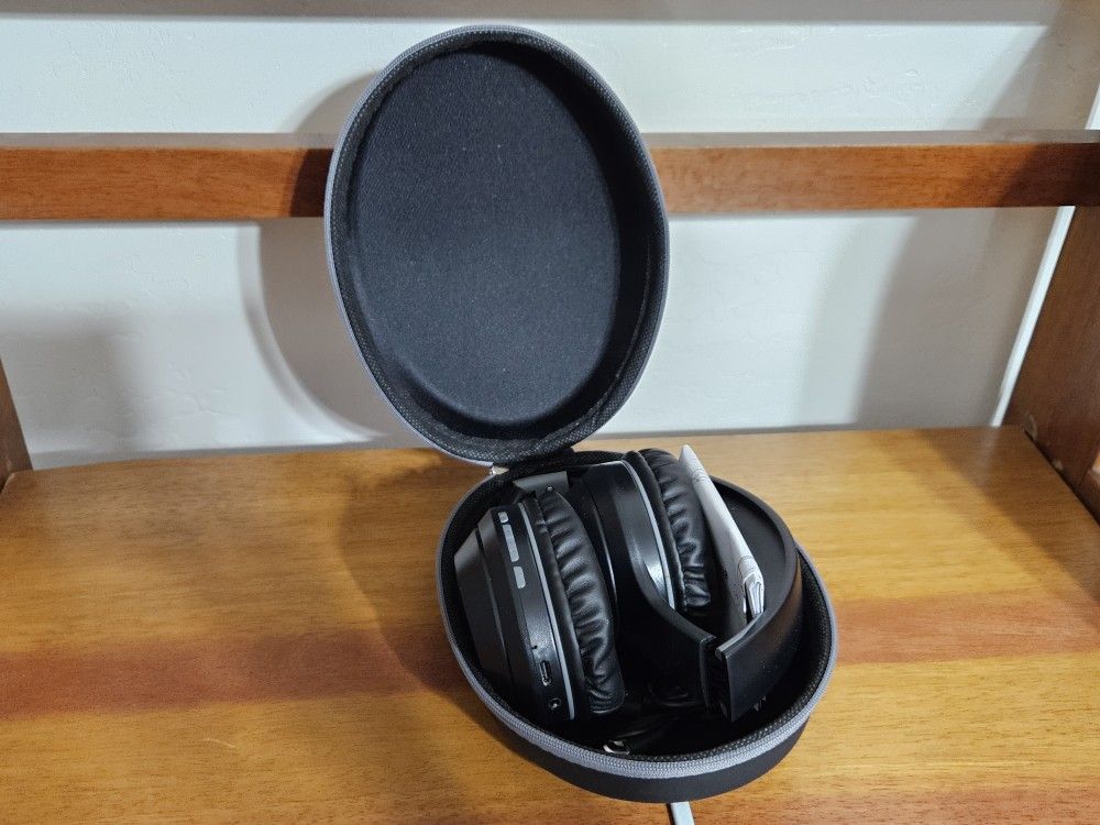 Bluetooth Wireless Headphones