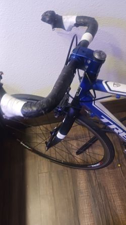 Trek road bike blue, 26