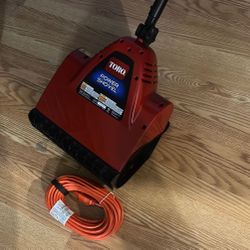 New TORO Power Shovel 12” Electric Snow Blower +50 Foot all Weather Extension Cord