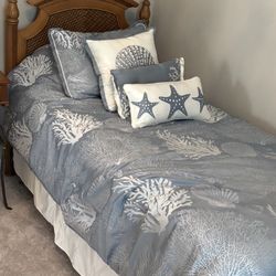 Twin Bed Set