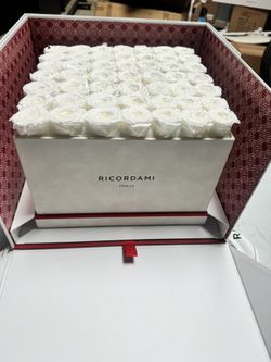 Ricordami White Suede Forever Lasting White Roses 