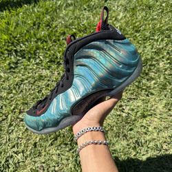 Nike Air Foamposite One “Gone Fishing” Size 9.5 Men