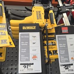 12 in. 825 lbs. Hybrid Clamp DEWALT 🗜️💪 NEW WITH TAGS! 🏷️
 #Clamp #DEWALT #Tools #Hybrid