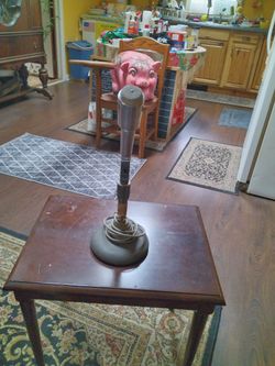 Microphone, Elecgric Voice Model 664 W Stand 