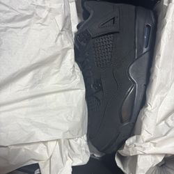 Jordan 4 Retro “Black Cat”(2025)