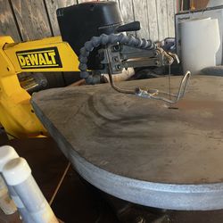 DeWalt 20 inch scroll saw/variable speed