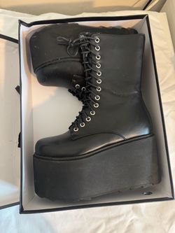 Black Size 7 Women’s Boots