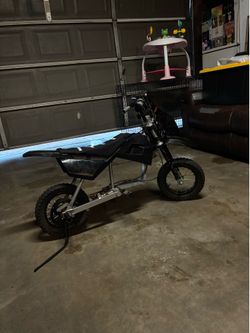 Razor dirtbike