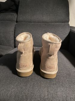 UGG BOOTS