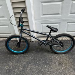 SE BMX Bike