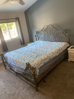 King bed minus mattress