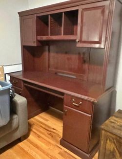 Oak desk with hutch