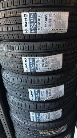Kumho Solus TA11 225/65 R17 Tires – Set of 4