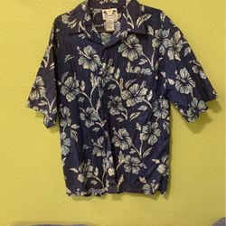 Men’s Short Sleeve Shirt (size L)