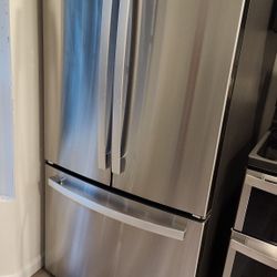 GE ENERGY STAR 24.7 Cu. Ft. French-Door Refrigerator