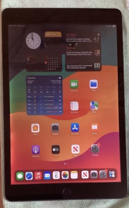 Apple iPad 9 Generation - 5G Cell + WiFi - Unlocked