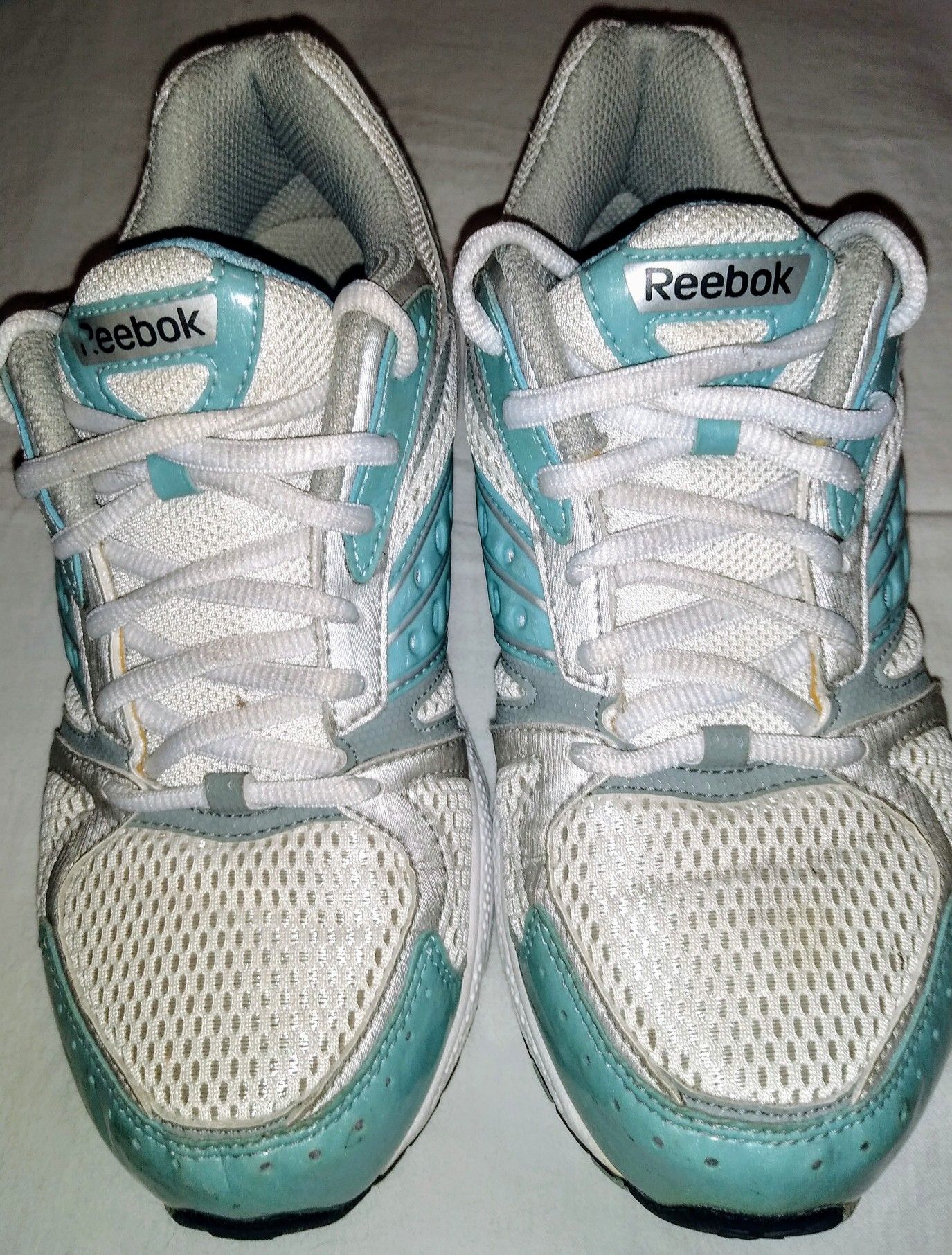 Ladies Reebok's size 7.5 baby blue, white and gray