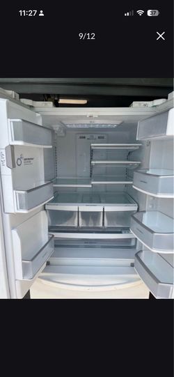 Beautiful French door fridge
