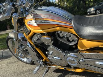 2006 screamin eagle Harley V-ROD
