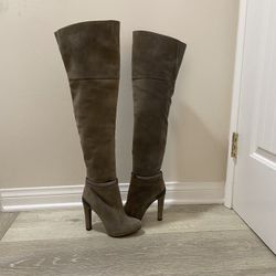 Fendi Over The Knee Suede Boots 