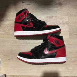 Air Jordan 1 High Patent Bred
