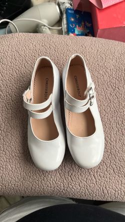 Christie & Jill White Patent Mary Jane Shoes