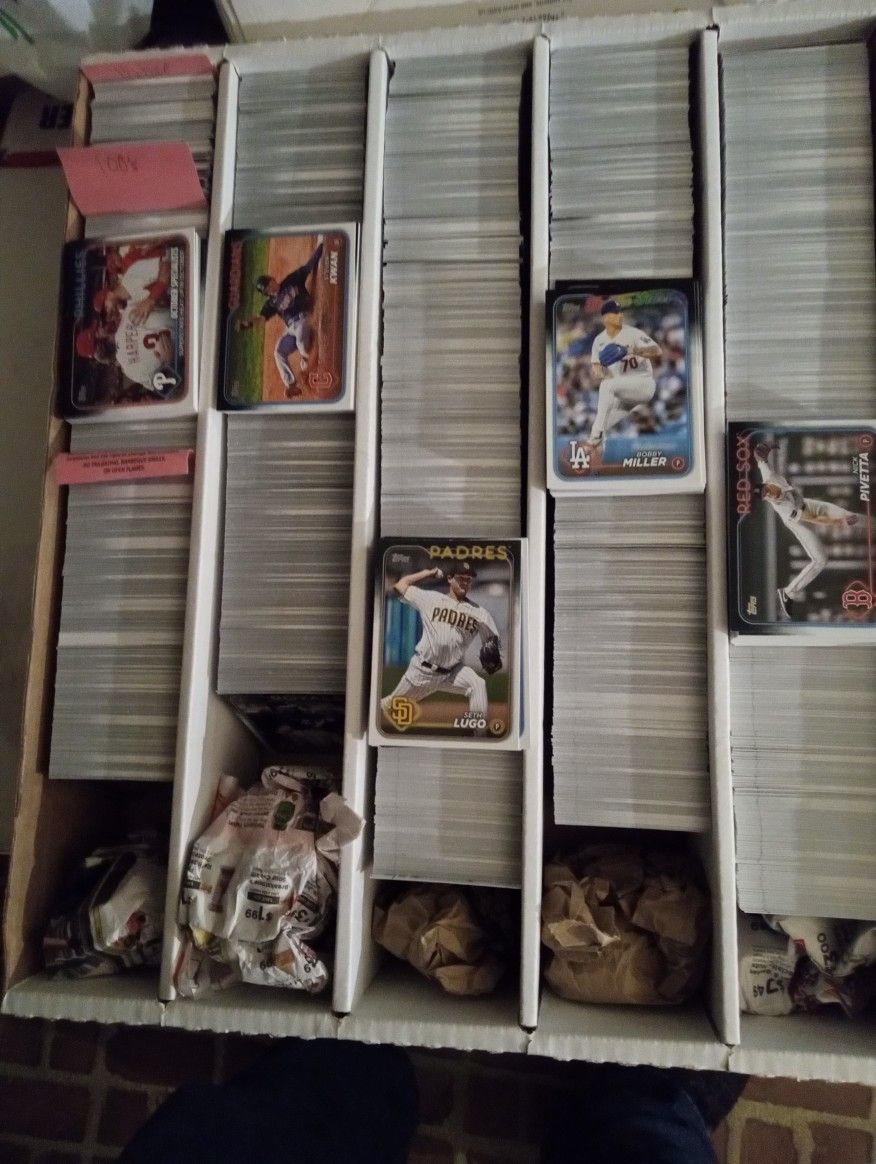 Assorted Baseball Cards ,2024 Topps. 400 Diff . cards .