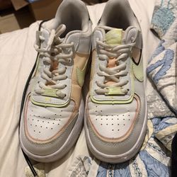Nike Air soft  Tennis Shoes