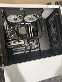 Gaming pc and 240hz monitor