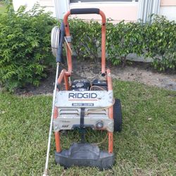 3000 Psi Ridgid with Subaru engine 