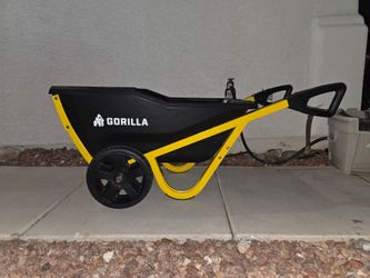 Gorilla Carts 7 cu. ft. Evolution Poly Garden Cart