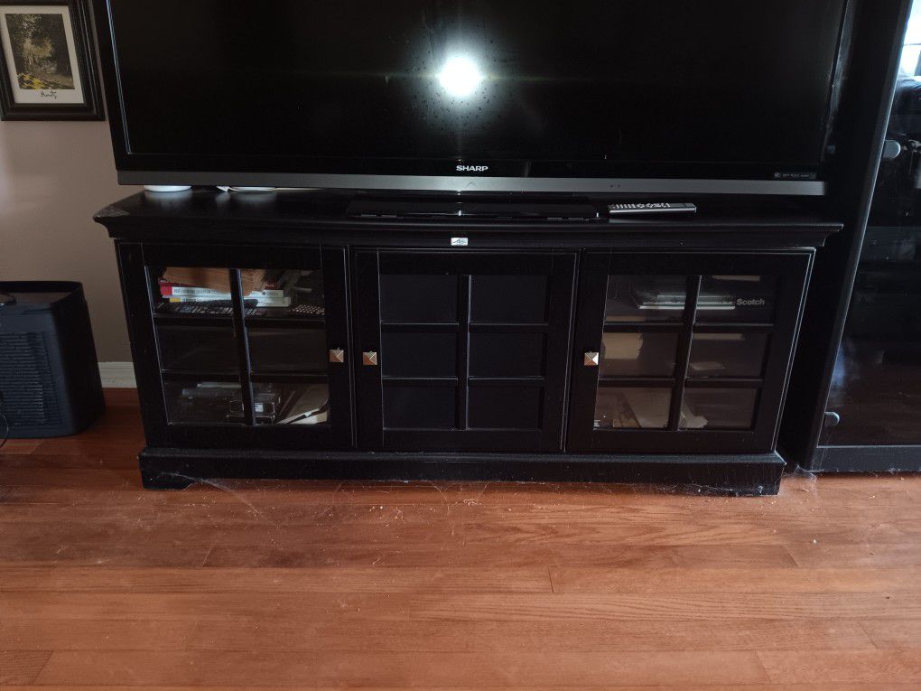TV Stand, DVD's Included 
