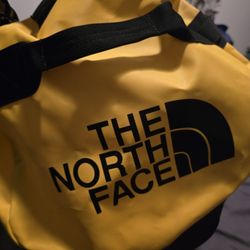 Northface Basecamp Duffel Bag. Medium