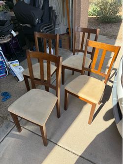 Dining Chairs & Barstools