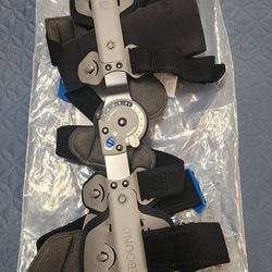 OSSUR Rebound Post Op Knee Universal Cool Brace B-(contact info removed)